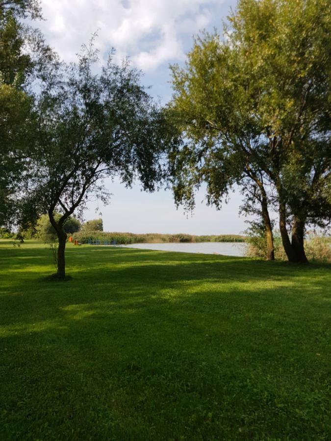 BalatonberényBereny Panzio住宿加早餐旅馆 外观 照片